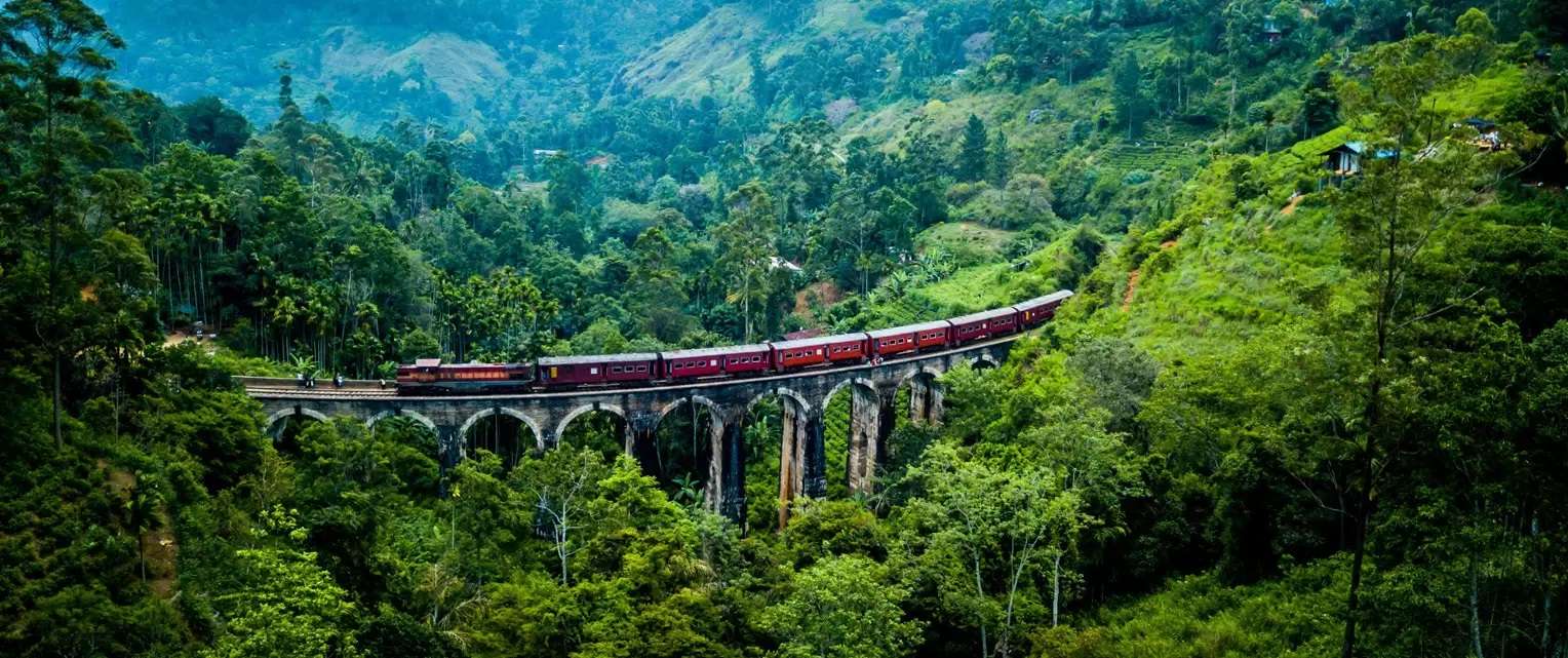 Ella-Sightseeing-Tour-Sri-Lanka-Amazing escape tours Islend essence