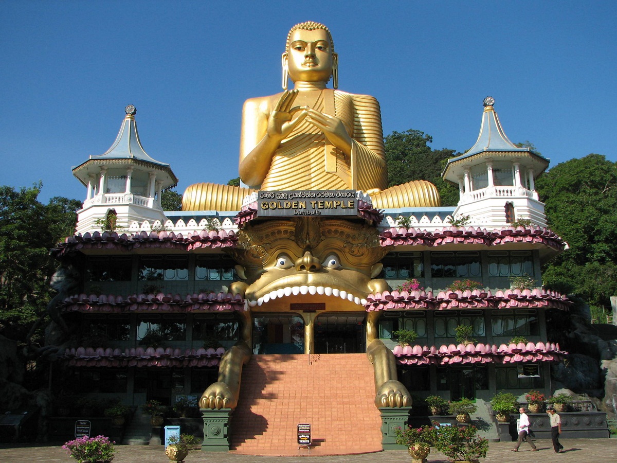 Dambulla-Cave-Temple