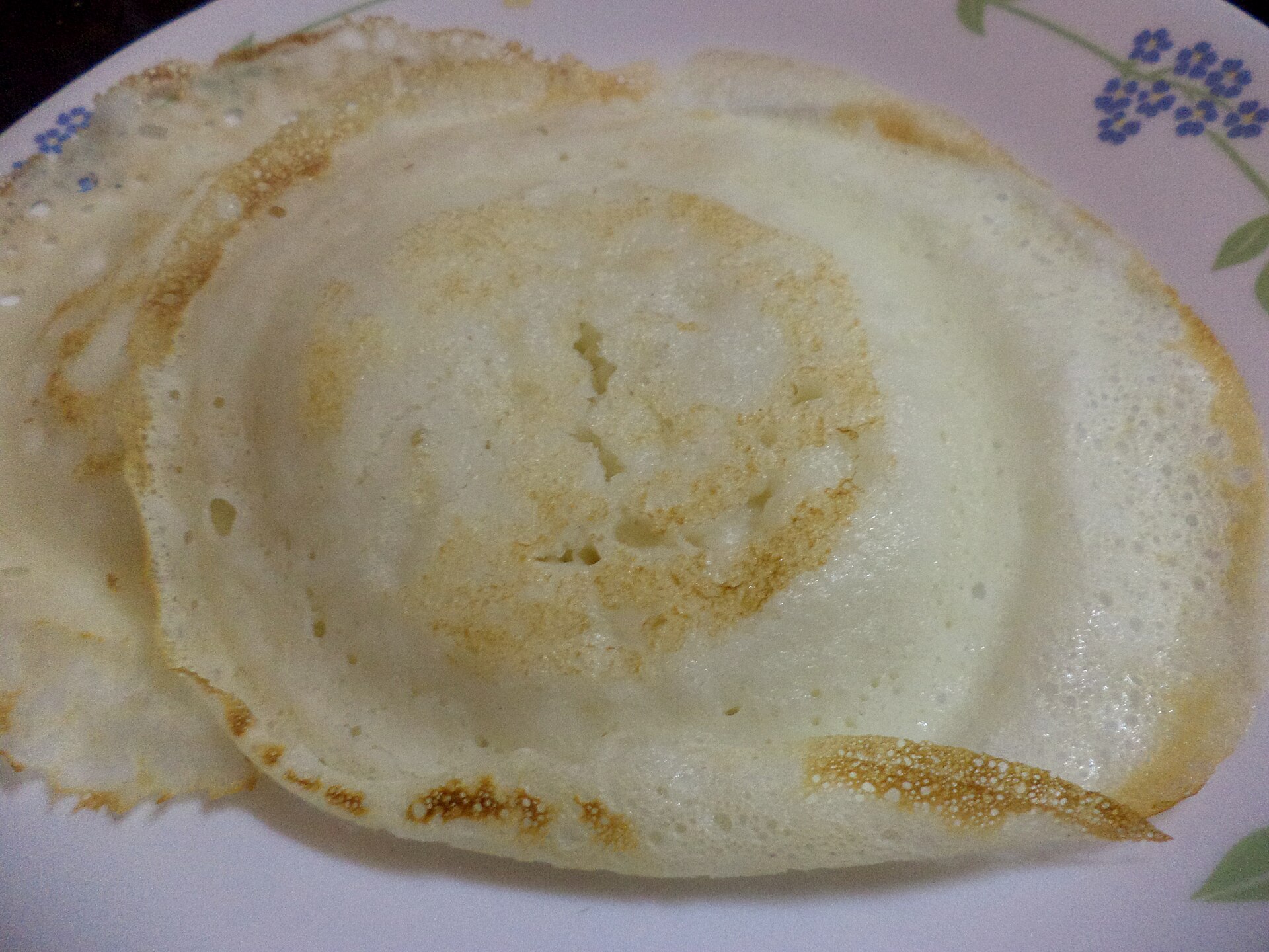 Sri Lanka food cost per day - appam hoppers at a local eatery